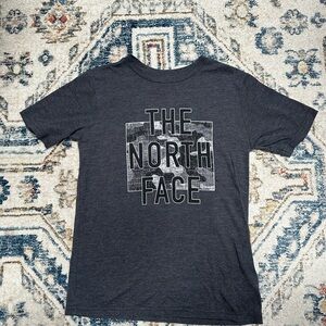 The North Face Boys 10/12 Charcoal Tee